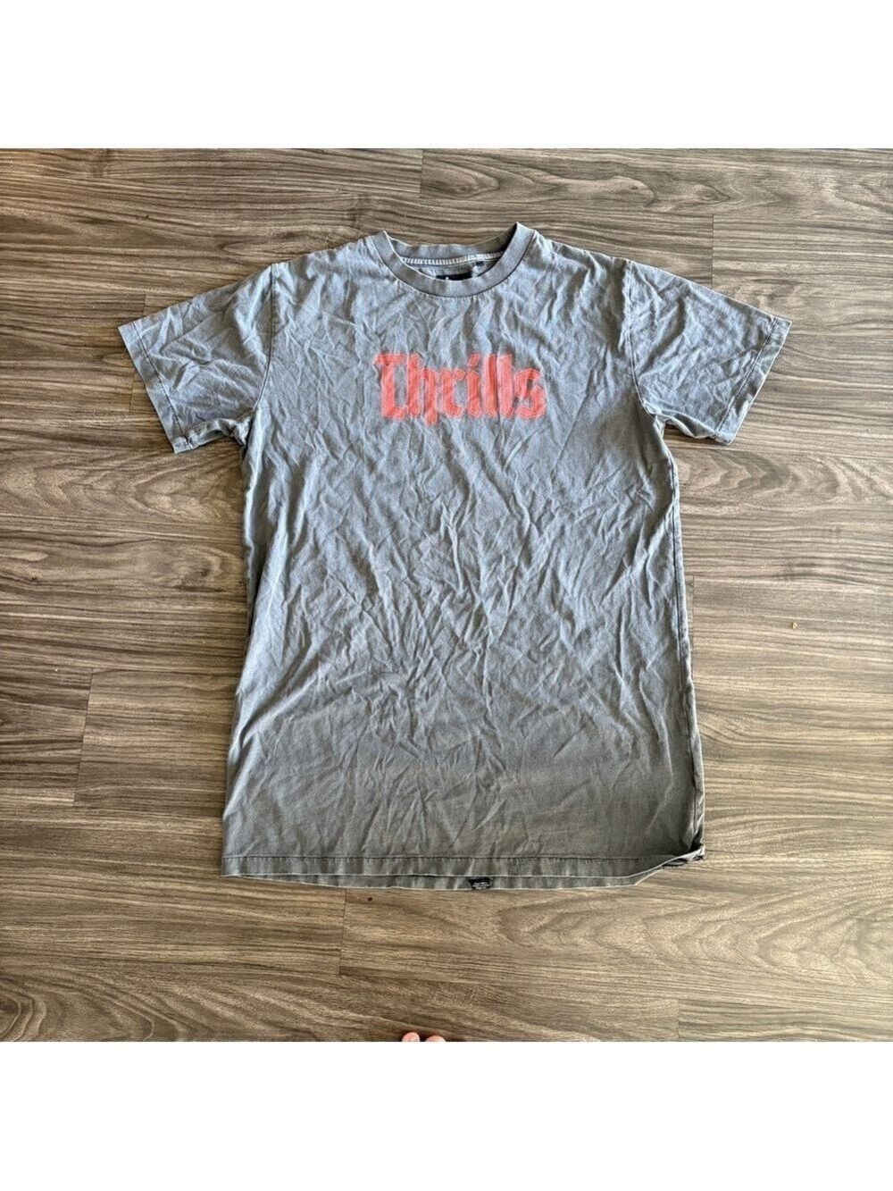 Thrills Womens Gray and Red Short Sleeve Tee 100% Cotton
